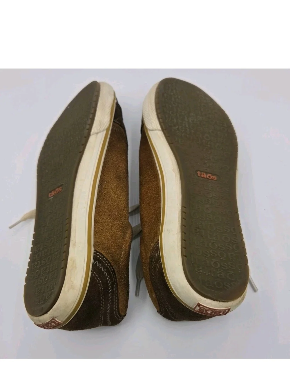Taos Retro Star Shoes Womens Size 8 Brown Suede Walking Sneakers RES-12844A
